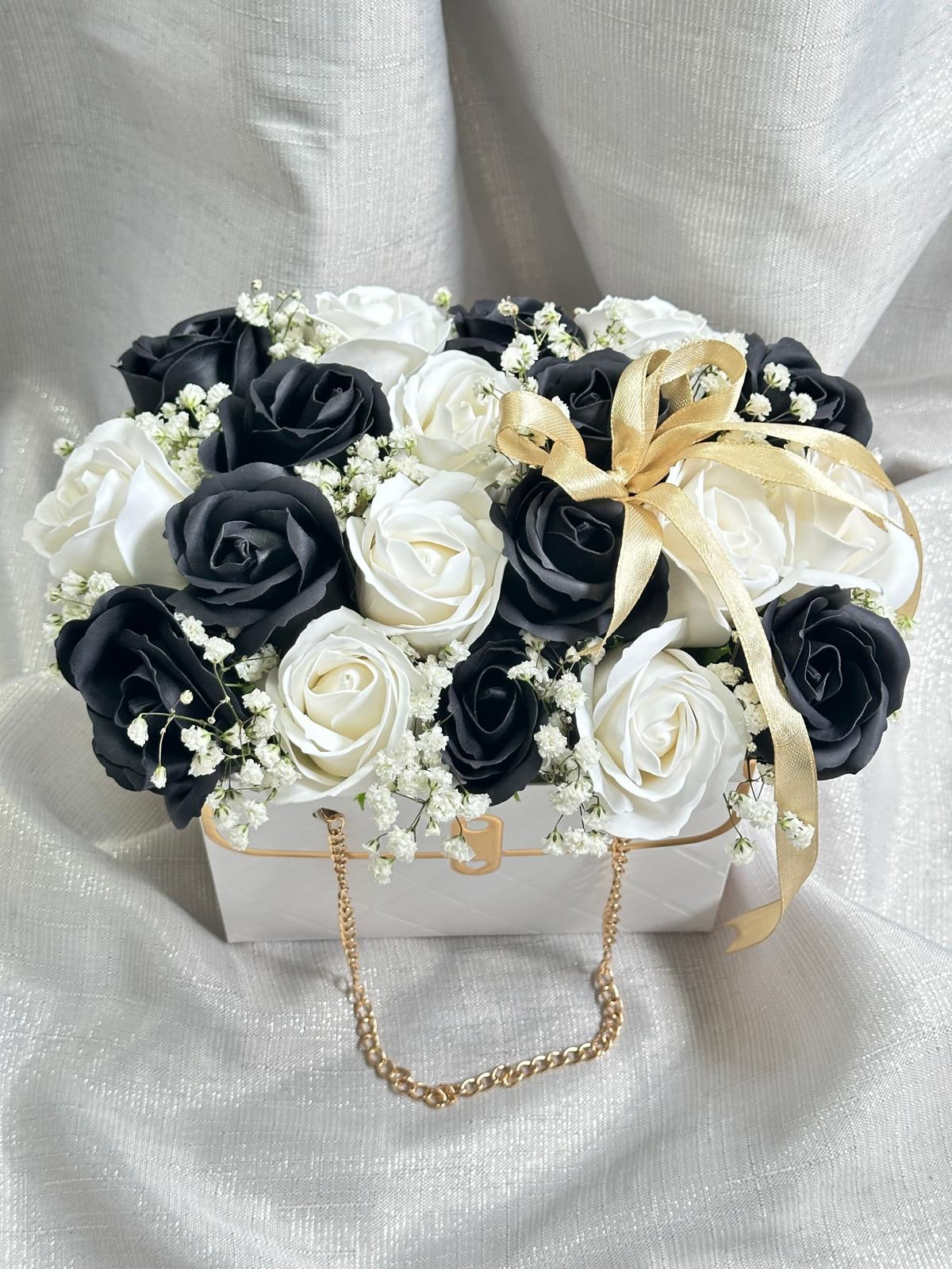 Täschchen mit Seifenrosen