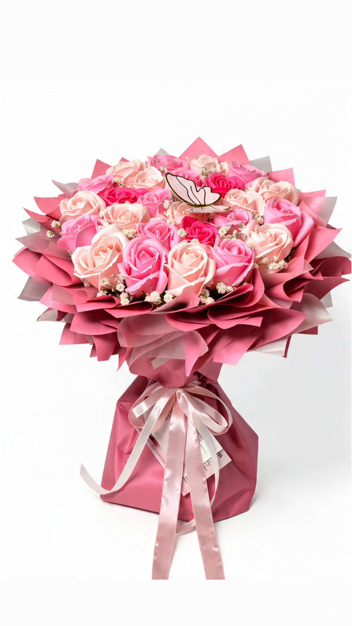 Rosenstrauß „Pink Butterfly” aus Seifenrosen in Rosa & Pink – Der Strauß, der nie welkt
